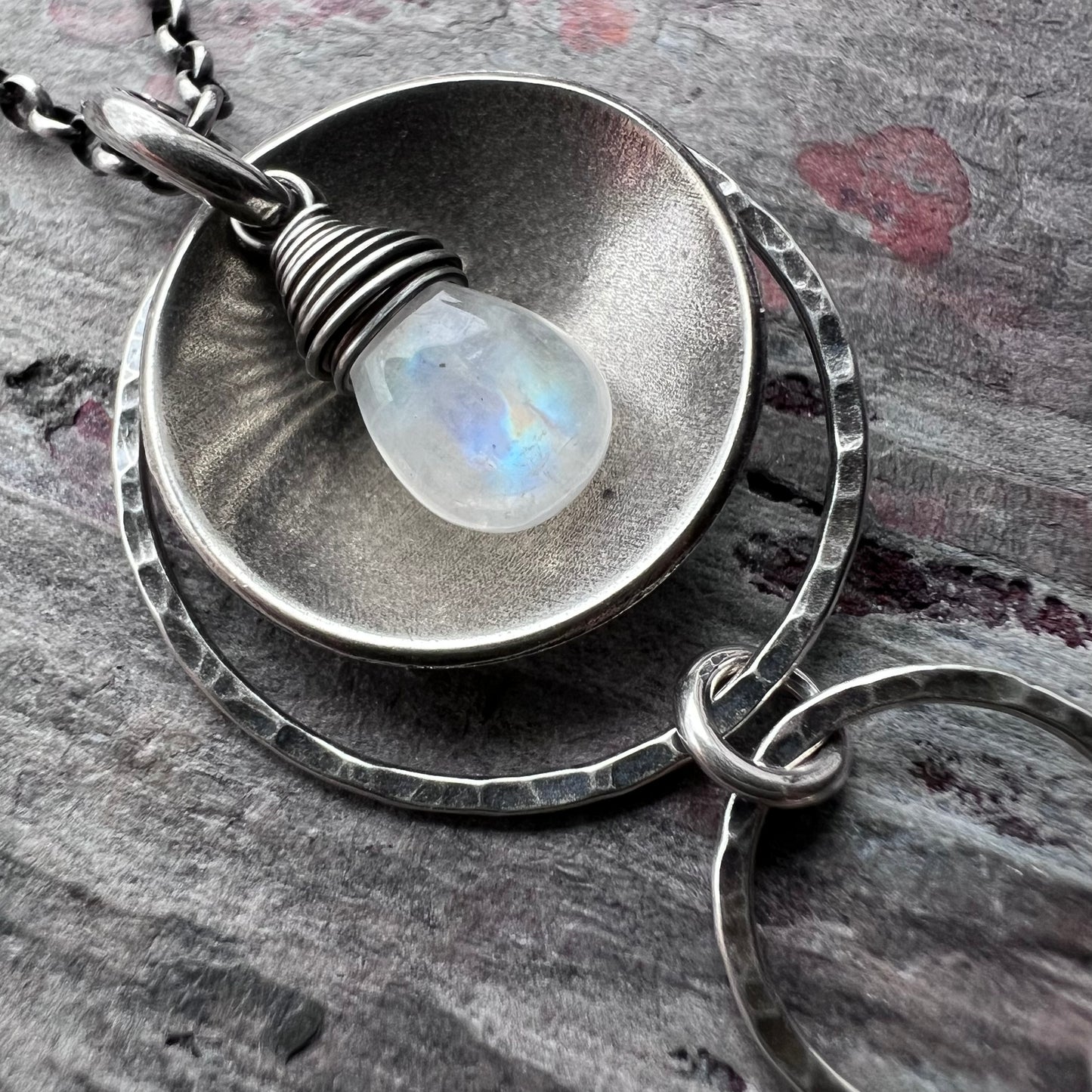 Sterling Silver Rainbow Moonstone Necklace | Hammered Silver Rings and Moonstone Pendant Necklace