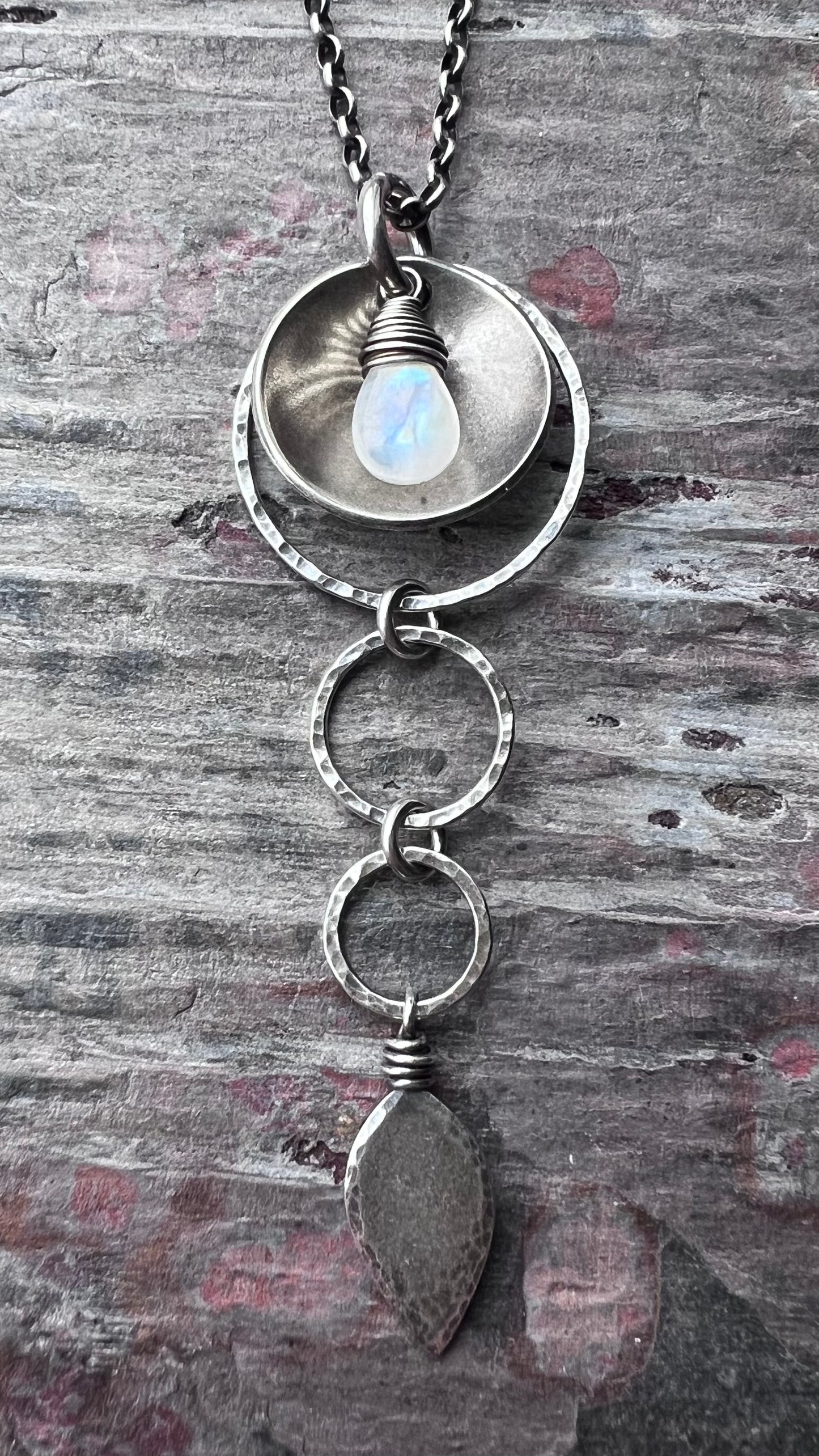 Sterling Silver Rainbow Moonstone Necklace | Hammered Silver Rings and Moonstone Pendant Necklace