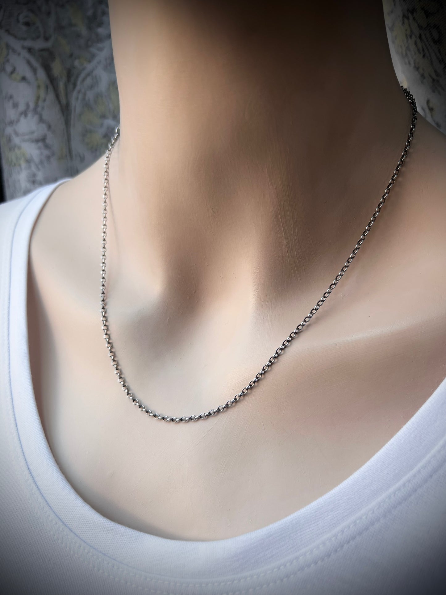 Sterling Silver Lightweight Oval Cable Chain with Sterling Silver Lobster Claw Clasp and 3-inch Extender (2x2.5mm Link Size)