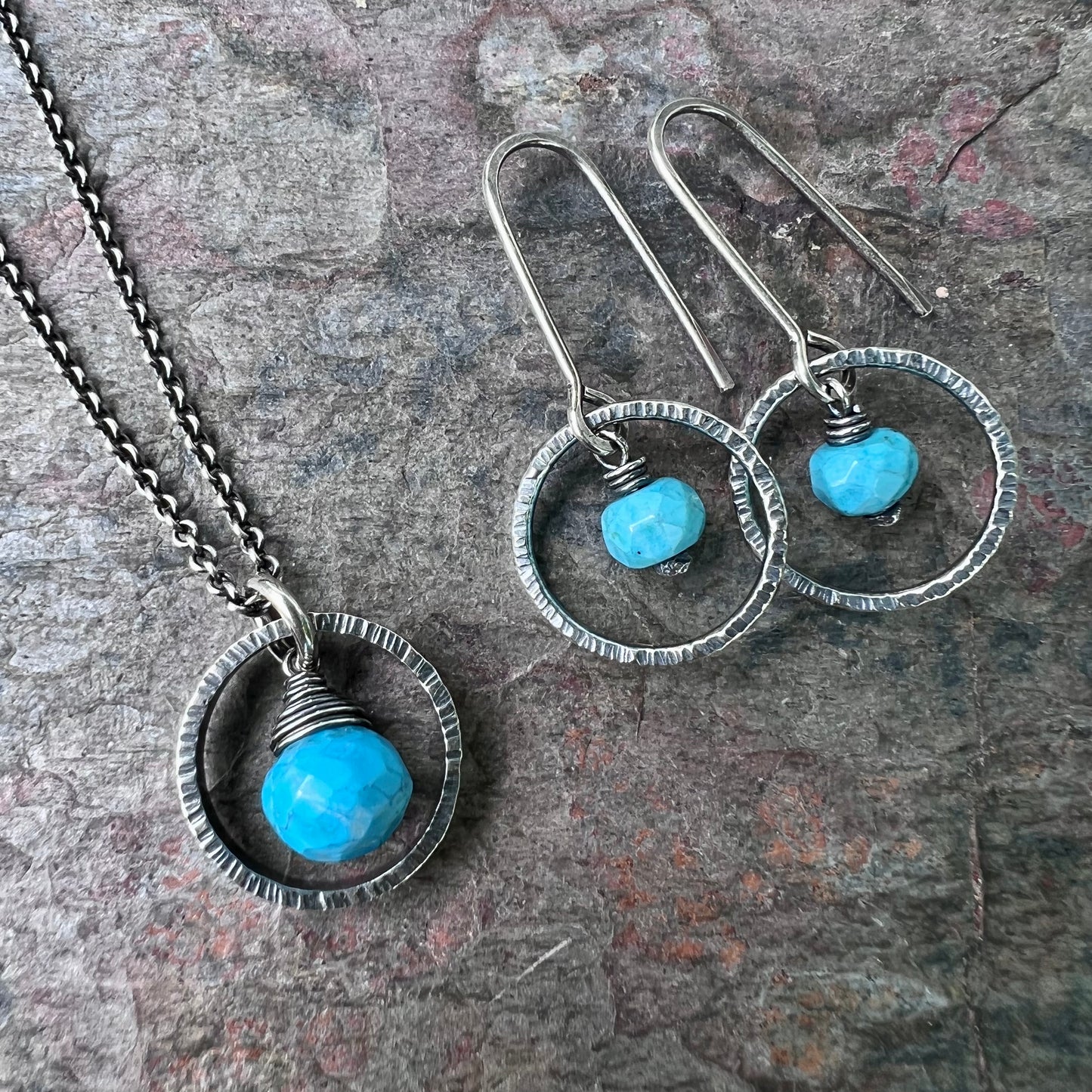 Turquoise Sterling Silver Necklace - Faceted Turquoise Pendant in Textured Circle on Sterling Silver Chain